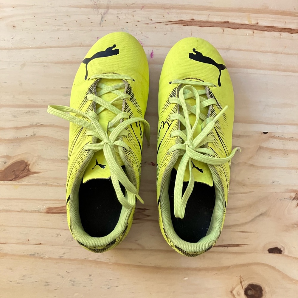 Kids size 2.5 Puma cleats